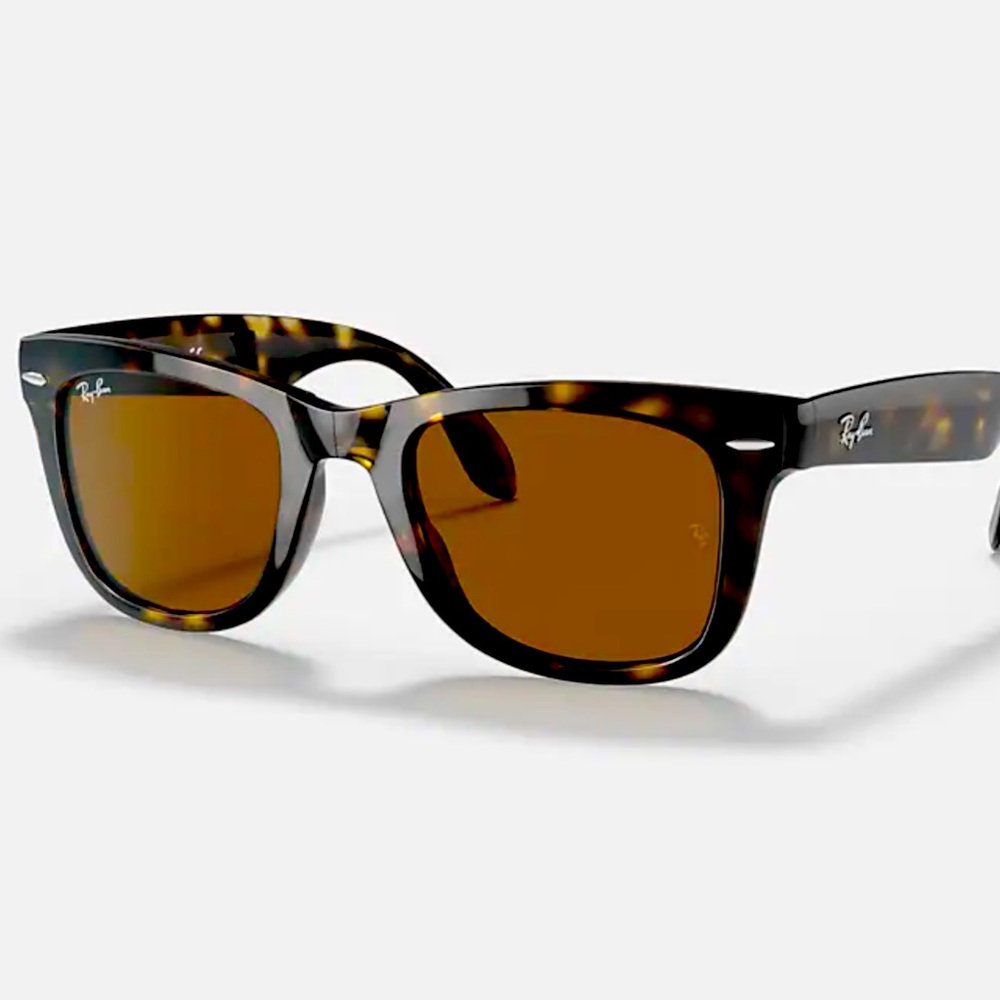Brand New Never Worn Rayban Wayfarer Folding Classics